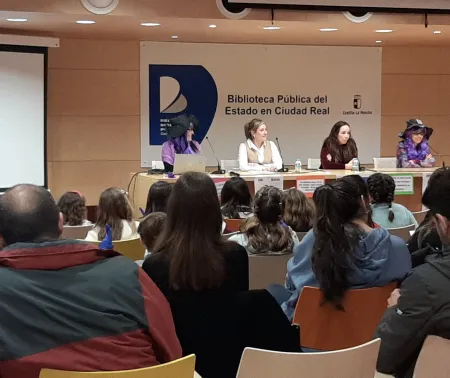 Inauguración Exposición "Mujeres maravillosas" 1