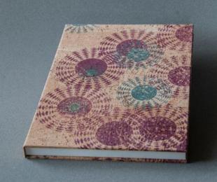 Imagen del Curso “Un cuaderno en cartoné. Iniciación a la encuadernación”