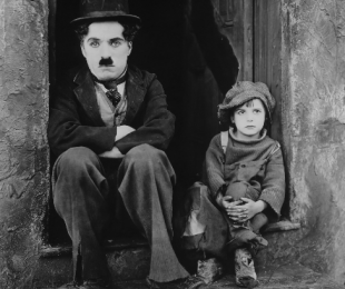 Fotograma de la película El chico