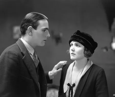 Fotograma de la película Una mujer de París