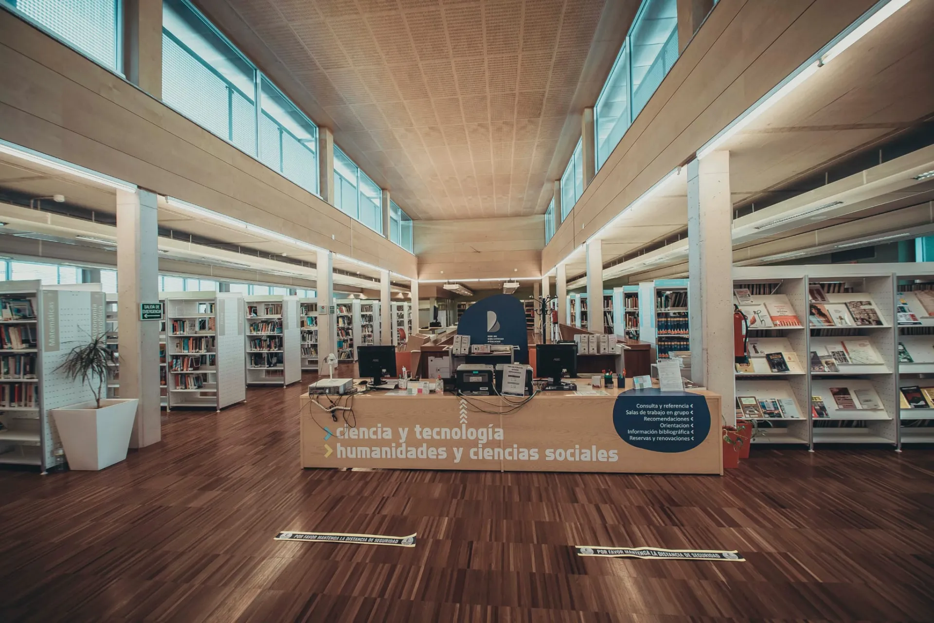 File:Sala infantil de la Biblioteca Pública del Estado en Ciudad Real.jpg -  Wikimedia Commons